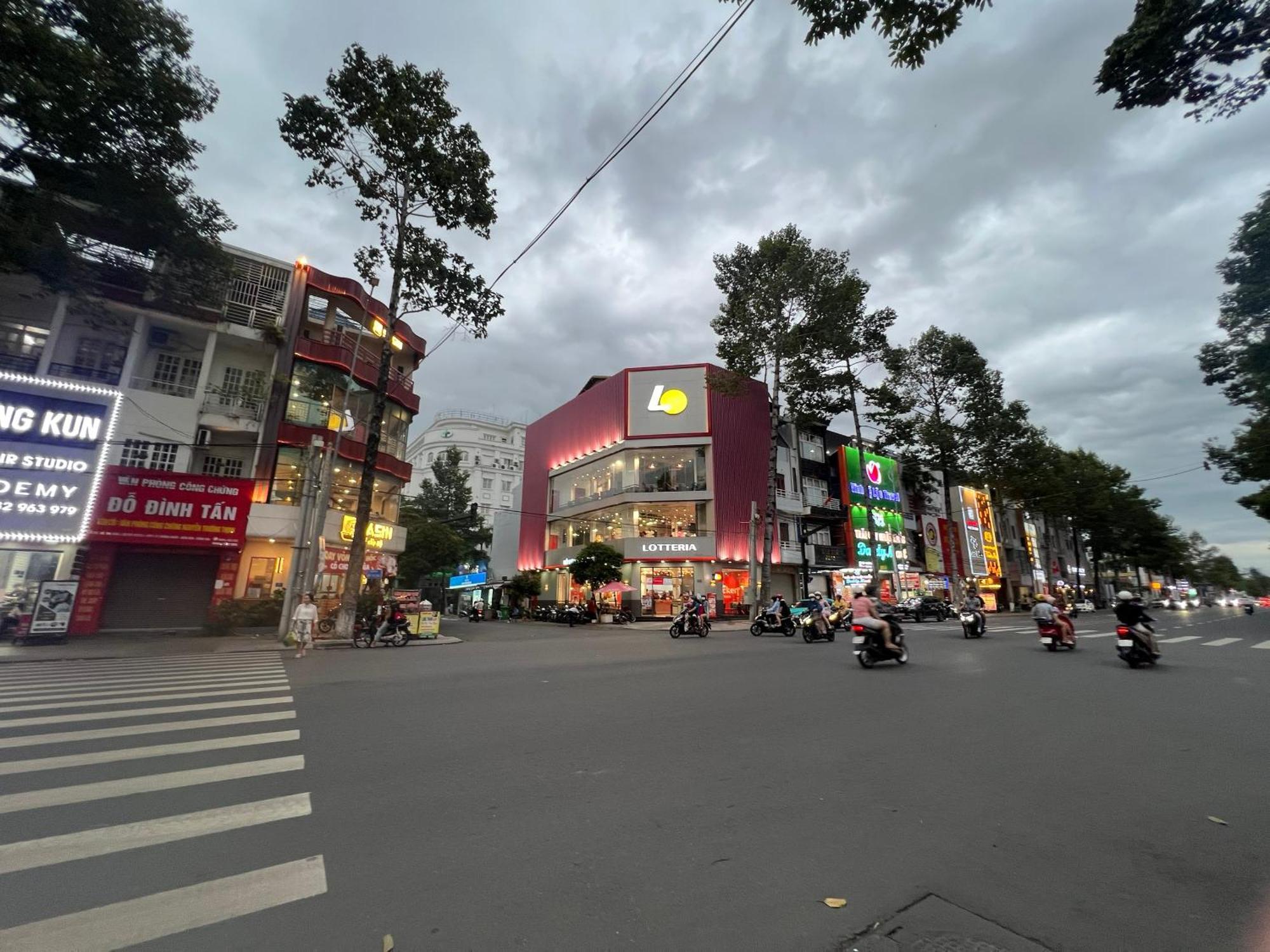 宾霍酒店 边和 外观 照片